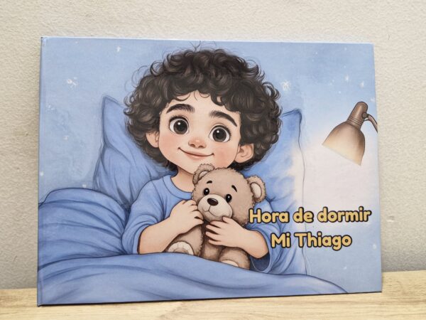 Imagen frontal del cuento "Hora de Dormir" listo para entregar, con diseño personalizado y tierno.