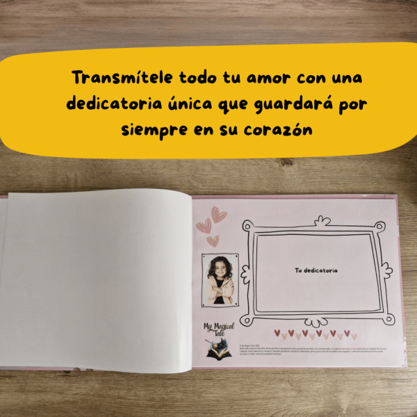 Página interior del cuento mostrando la dedicatoria personalizada escrita por mamá o papá para su hijo/a.