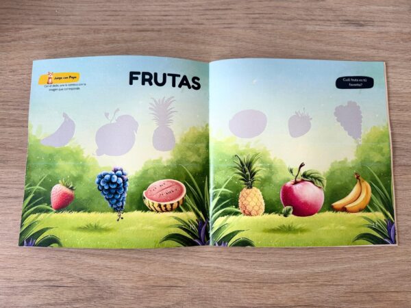 Páginas interiores con juegos, actividades y vocabulario en la revista para niños de 1 a 3 años
